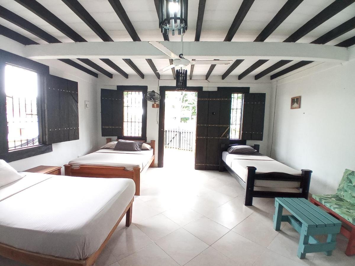 Hostal Portal Del Sol กาปูร์กานา ภายนอก รูปภาพ